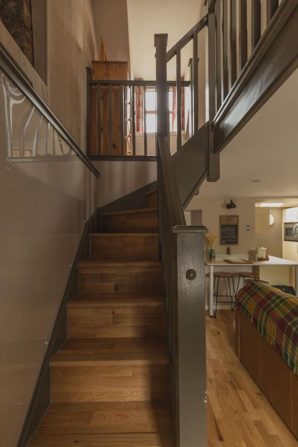 דרמנדרוכיט Crossroads Cottage מראה חיצוני תמונה